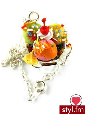 Naszyjnik w formie lodowego pucharu :) Cena: GBP 7,95 - Pozostałe Dodatki Moda