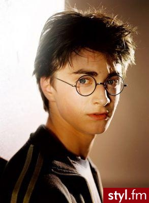Daniel Radcliffe jako Harry Potter w filmie Harry Potter i Więzień Azkabanu. - Średnie Męskie Fryzury