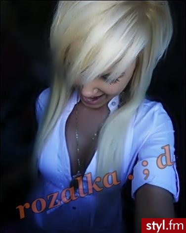 Średnie Fryzury