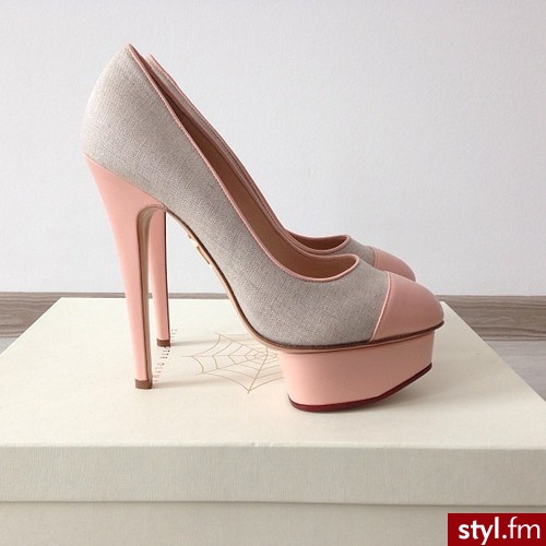 Szpilki Buty Moda