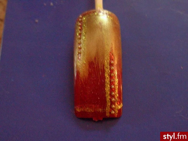 gold - Paznokcie
