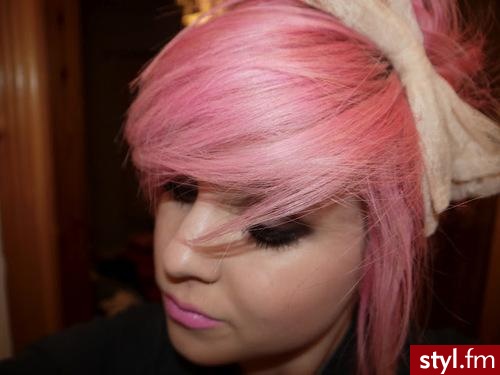 Kolorowe EMO Alternatywne Średnie Fryzury