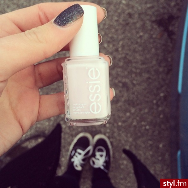 Essie - Fiji  - Kosmetyki