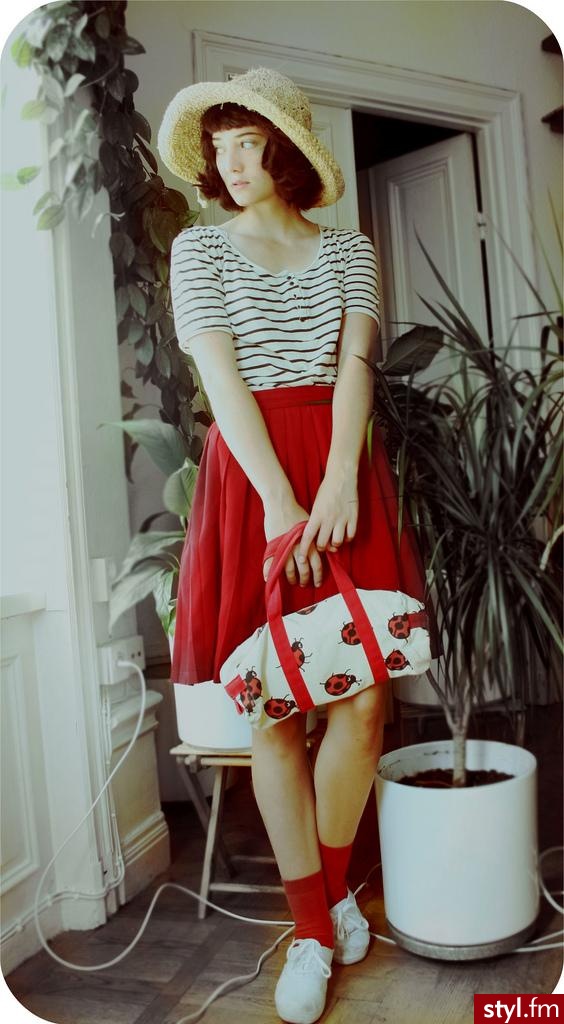 Jeżeli zdjęcie znajduje się już w galerii poproszę o link - Pozostałe Ciuchy Moda