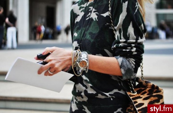 Swetry Ciuchy Moda