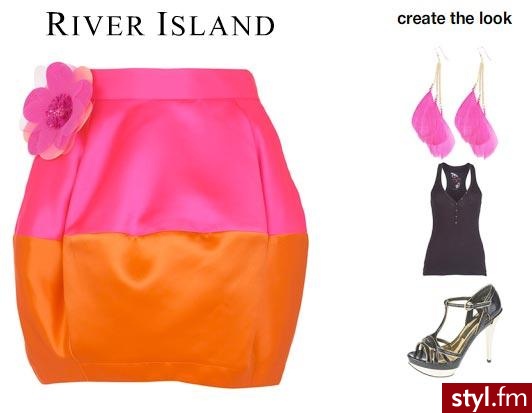 Spódnica River Island ;) (Na drugim zdjęciu przedstawiona jest ona na modelce stojącej w środku :) - Pozostałe Ciuchy Moda