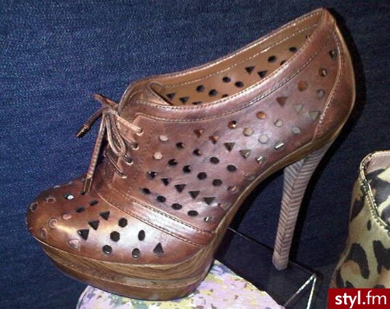 Pozostałe Buty Moda