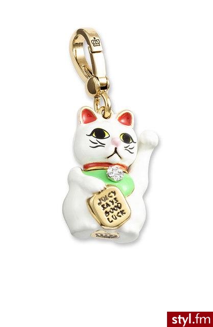 Ten słodziutki charms z pewnością będzie wspaniałą ozdobną Twojej bransoletki. Cena: $48 - Pozostałe Dodatki Moda