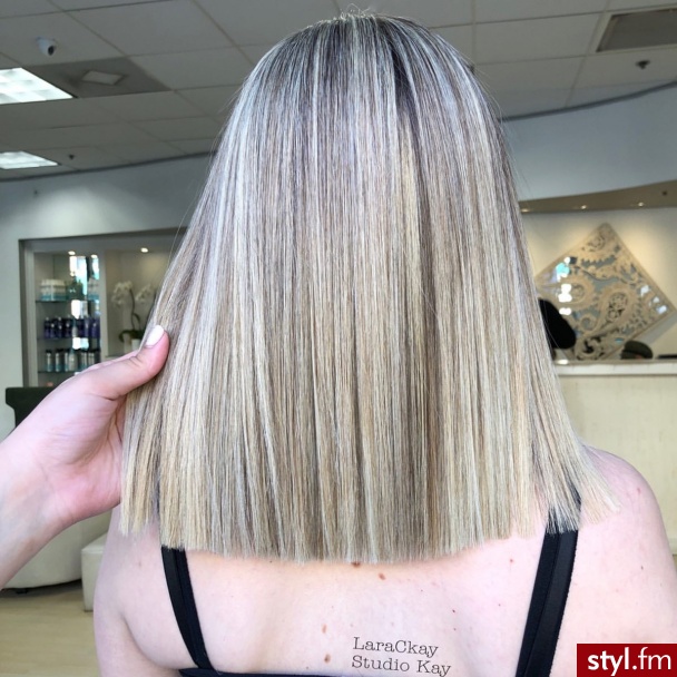 Blond Rozpuszczone Proste Na co dzień Średnie Fryzury