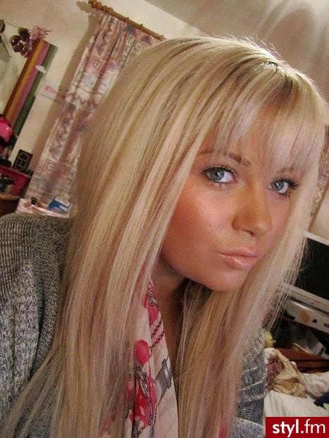 Blond Rozpuszczone Proste z grzywką Na co dzień Długie Fryzury