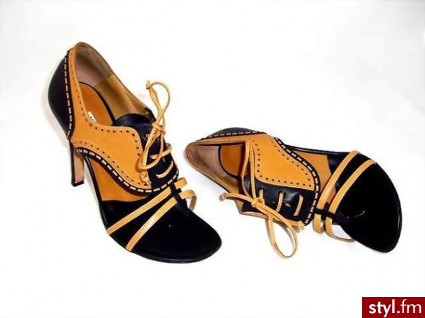 Manolo Blahnik - Pozostałe Buty Moda