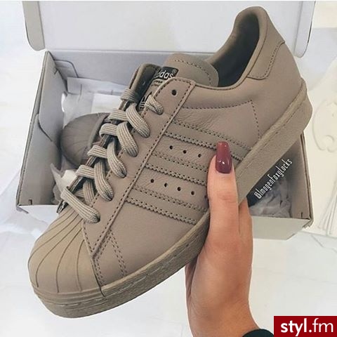 Sportowe Buty Moda