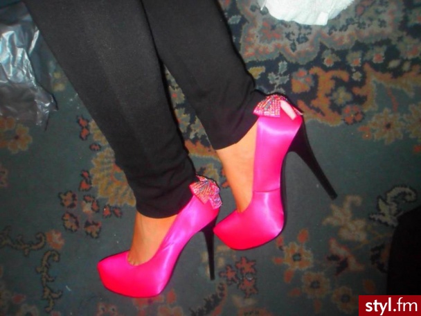 Szpilki Buty Moda