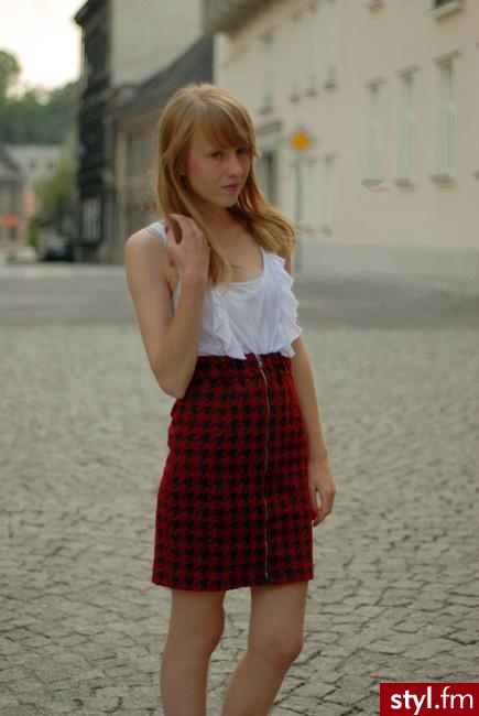 Jeżeli zdjęcie znajduje się już w galerii poproszę o link - Moda uliczna Inne Moda