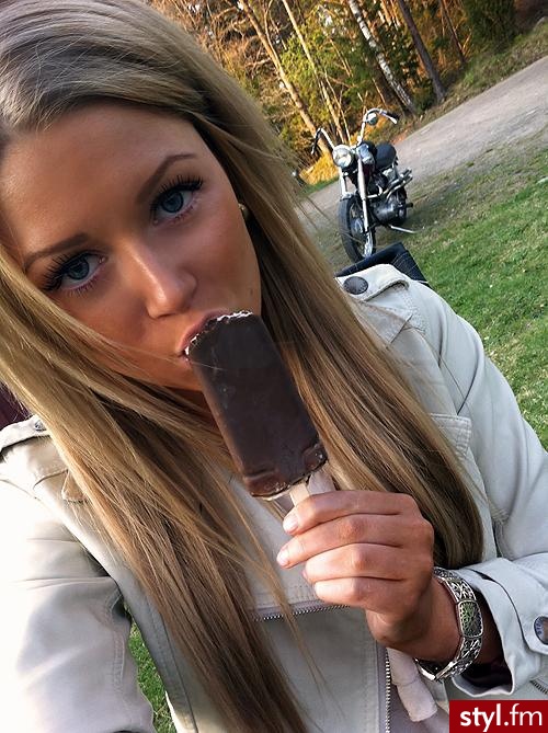 Blond Rozpuszczone Proste Na co dzień Długie Fryzury