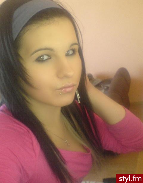 Średnie Fryzury