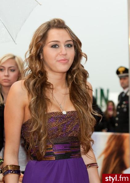 Miley Cyrus - Moda uliczna Inne Moda