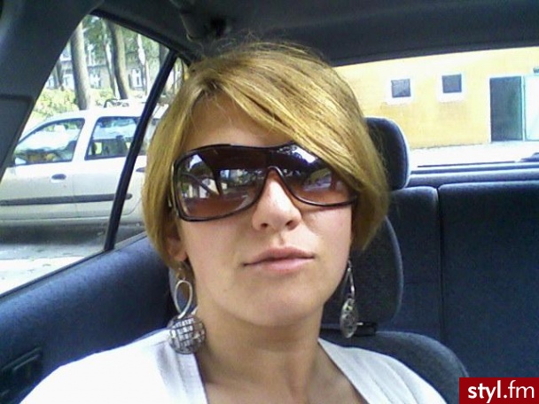Średnie Fryzury