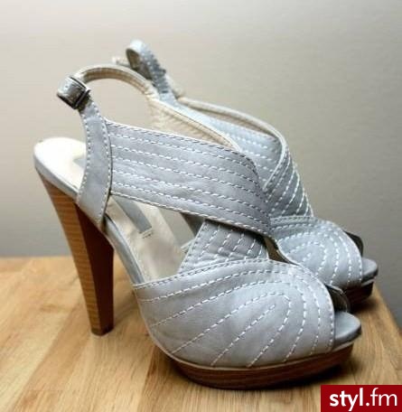 Pozostałe Buty Moda