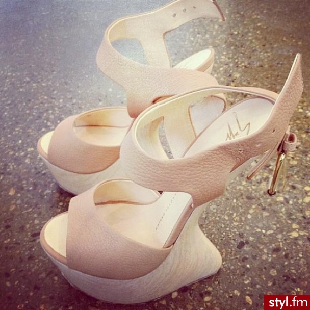 Koturny Buty Moda
