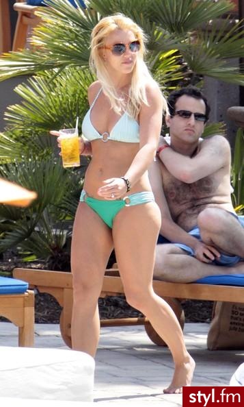 Britney Spears - Pozostałe Ciuchy Moda