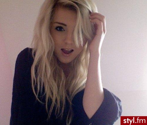 Blond Rozpuszczone Proste Na co dzień Średnie Fryzury