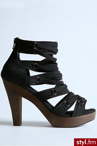 buty. Jeffrey Campbell
Jeżeli już jest proszę o link - Pozostałe Buty Moda