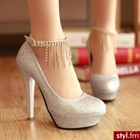 Szpilki Buty Moda