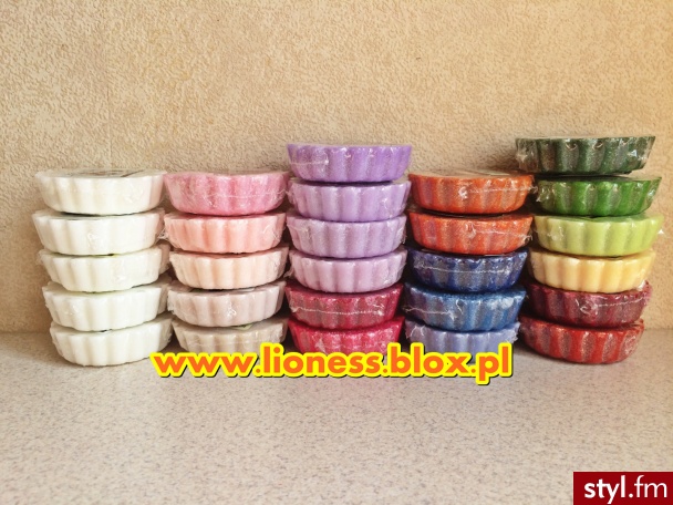 Woski zapachowe Yankee Candle FILM: https://www.youtube.com/watch?v=LxE8LNvRmug WPIS NA BLOGU: http://lioness.blox.pl/2014/04/Moje-Nowosci-27-Woskow-Zapachowych-YANKEE-CANDLE.html - Misz-masz