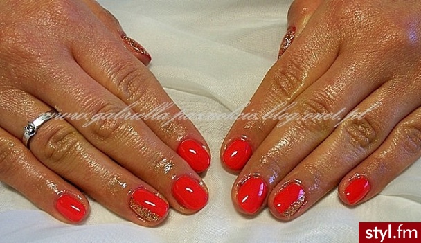 manicure hybrydowy  - Migdałki Żelami Naturalne Paznokcie