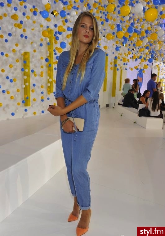 Kombinezony Spodnie Moda