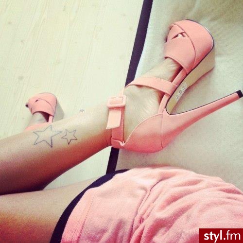 Szpilki Buty Moda