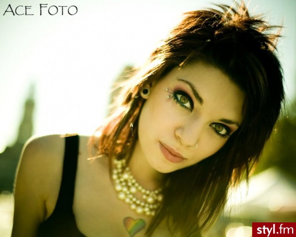 Średnie Fryzury