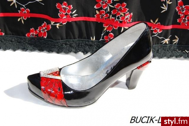 www.bucik-landia.pl
internetowy sklep z obuwiem - Pozostałe Buty Moda