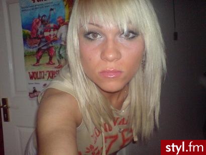 Średnie Fryzury