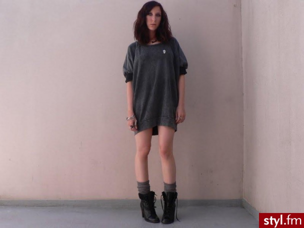 Jeżeli zdjęcie znajduje się już w galerii poproszę o link - Moda uliczna Inne Moda
