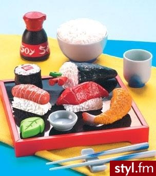Zestaw sushi za 8.39 dolary, z pewnością będzie oryginalną ozdobą dla każdego pokoju o orientalnej nucie ;) - Gadżety Inne Moda