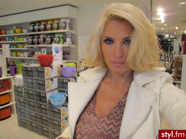 Blond Rozpuszczone Proste Na co dzień Krótkie Fryzury