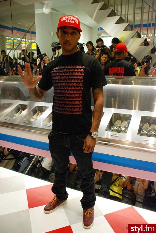 Love ---> Pharrell Williams - Moda uliczna Inne Moda