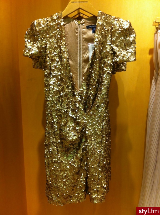 Sukienki Moda
