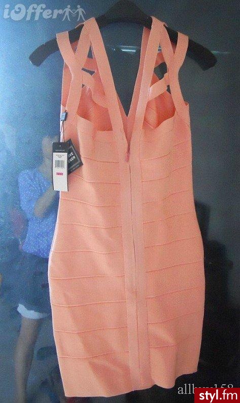 Sukienki Moda