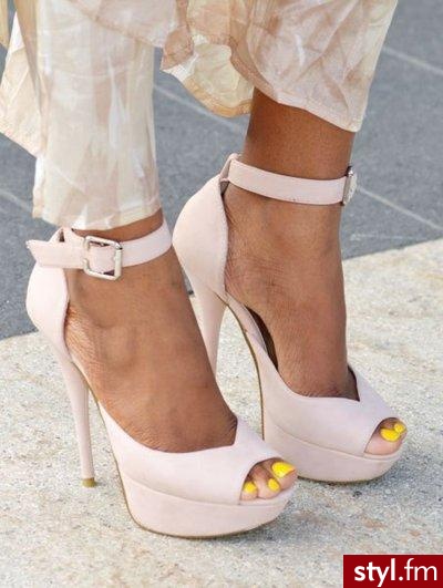 Szpilki Buty Moda