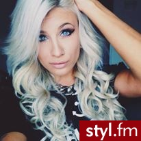 Blond Rozpuszczone Kręcone Na co dzień Długie Fryzury