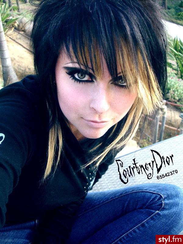 EMO Alternatywne Średnie Fryzury