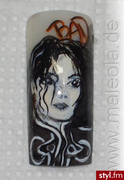 Michael Jackson. Nie Moje - Paznokcie