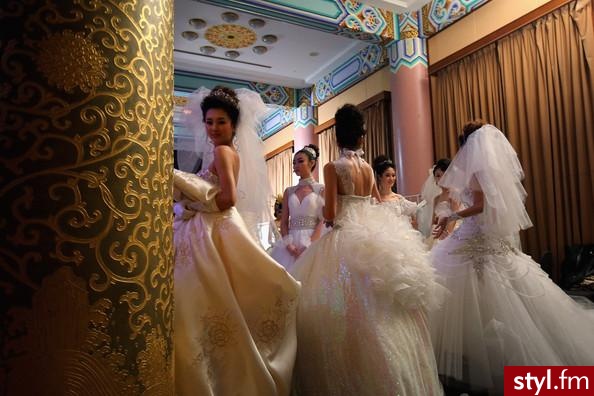 Sukienki Moda