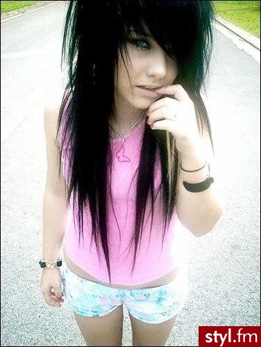  - EMO Alternatywne Średnie Fryzury