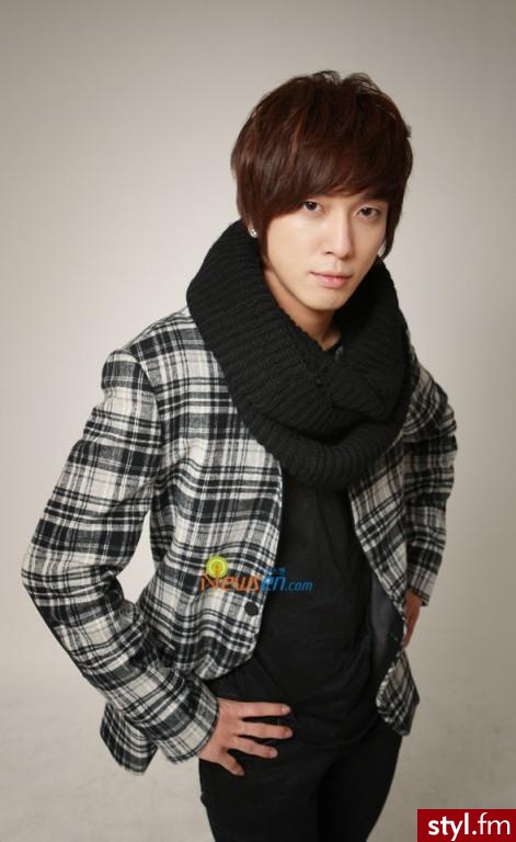Jung Yong Hwa (Jeong Yong Hwa). Jung Yong Hwa (Jeong Yong Hwa) - Pozostałe Ciuchy Moda