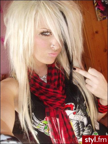 EMO Alternatywne Średnie Fryzury