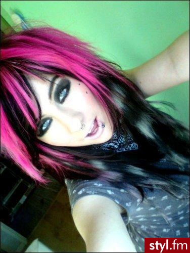 EMO Alternatywne Średnie Fryzury